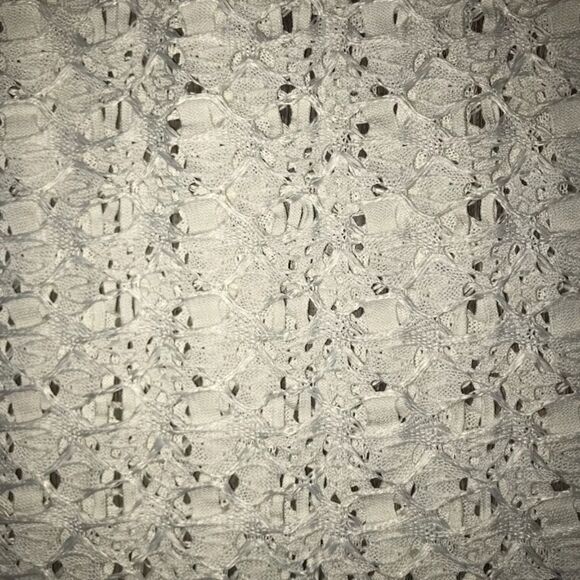 Zara Basic Lace Crop Sleeved Shirt - Picture 2 of 4